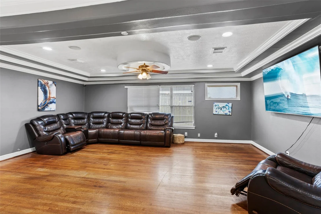 Photo of 8406 Glen Valley Drive