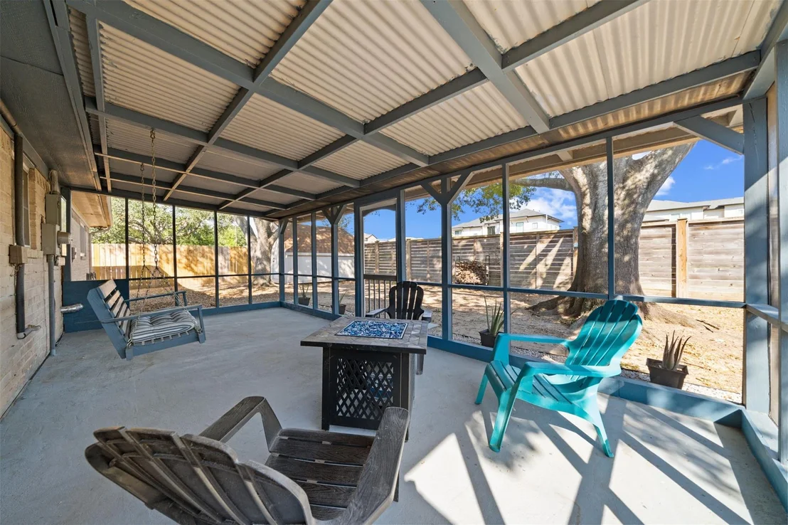 Photo of 2516 Village Circle Drive