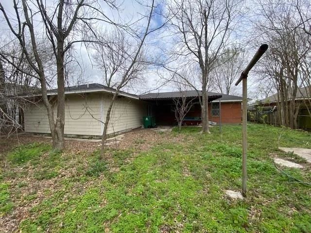 Photo of 606 Spell Street