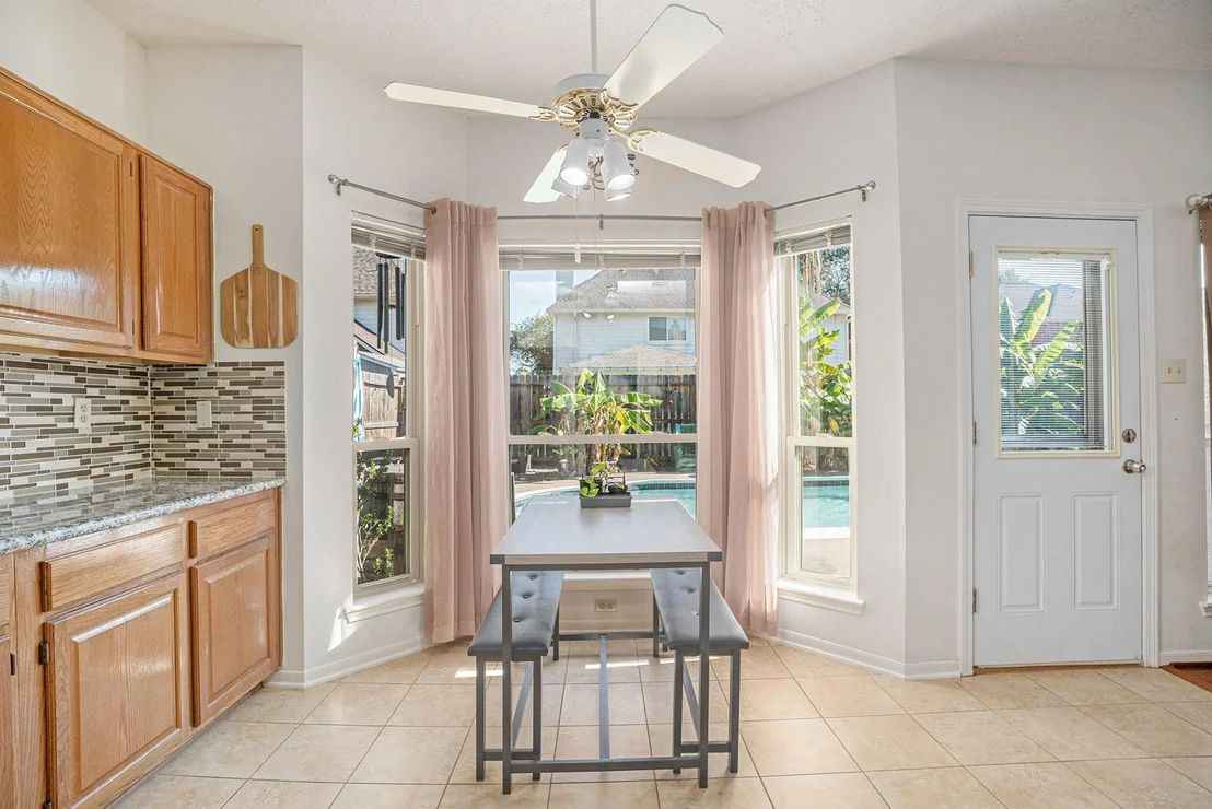 Photo of 1003 Glenview Drive