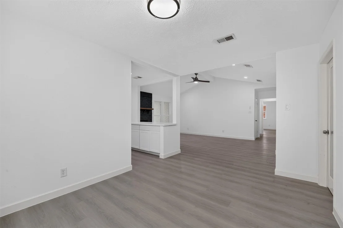Photo of 4247 Rosegate Drive