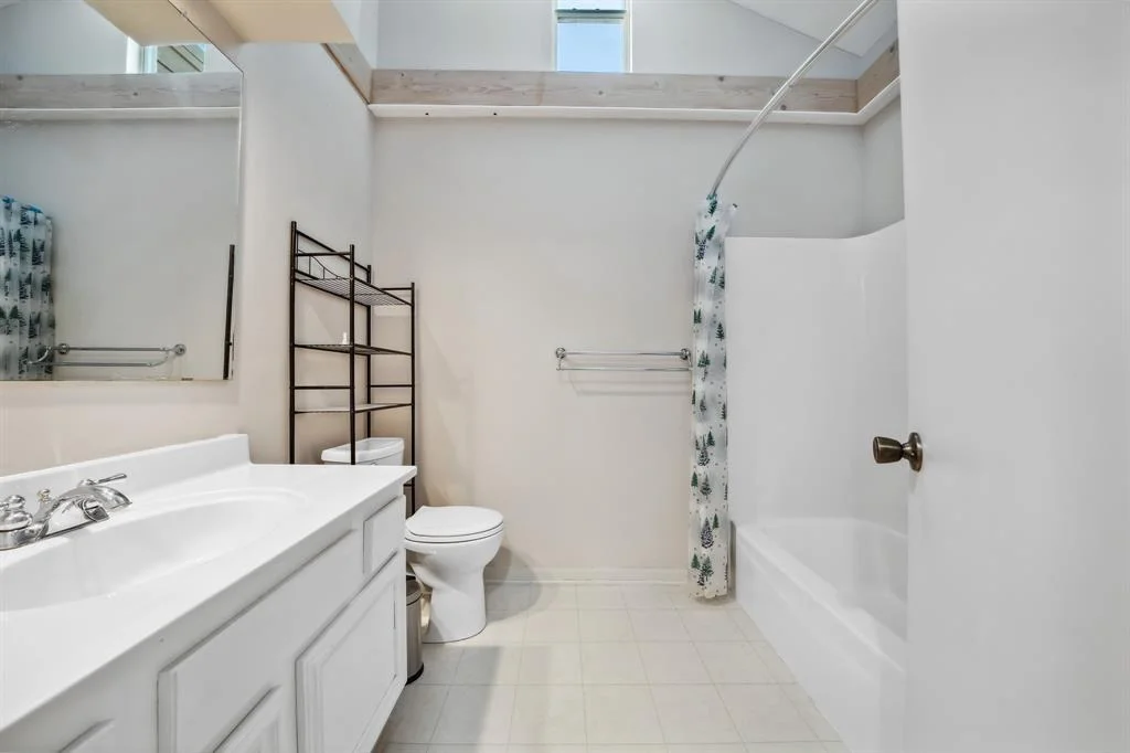 Photo of 11038 Holworth Drive