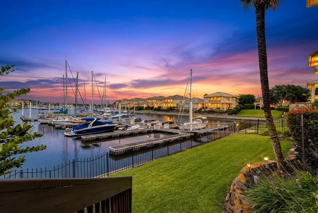 Photo of 411 Harborside Way