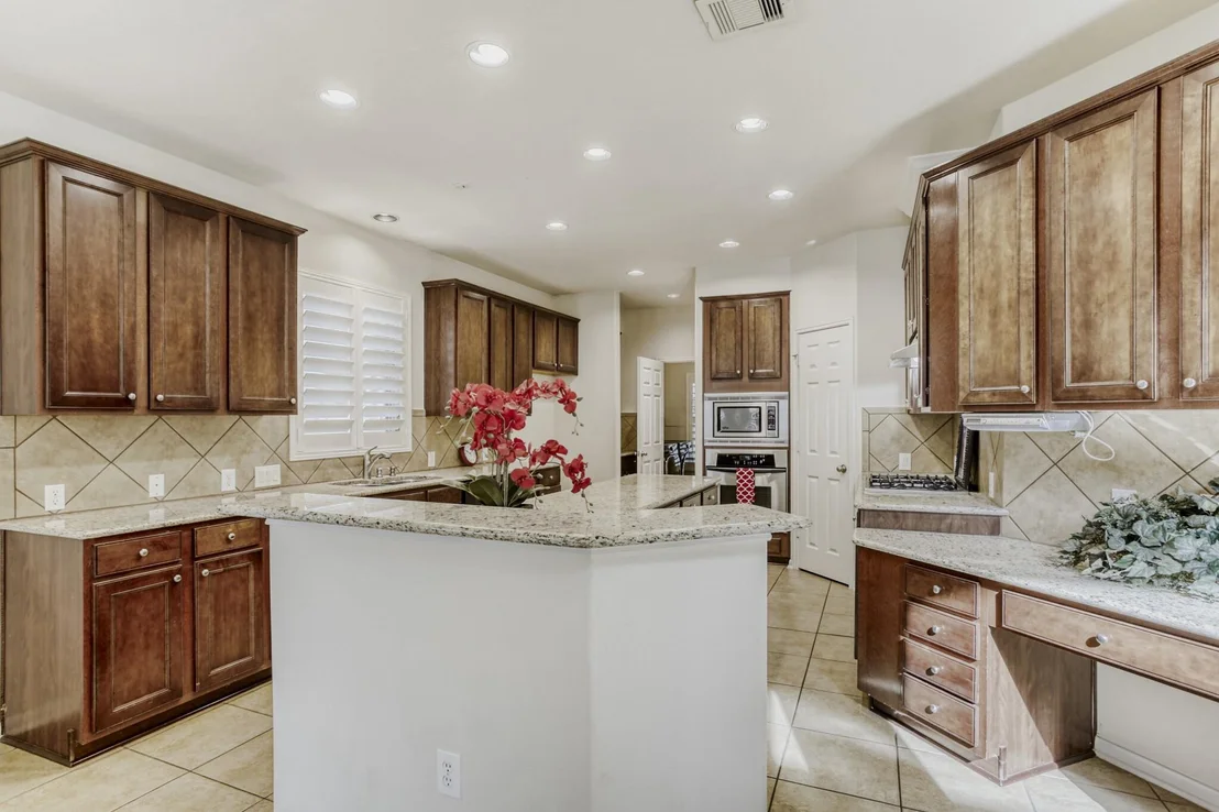 Photo of 19303 Valiant Woods Drive