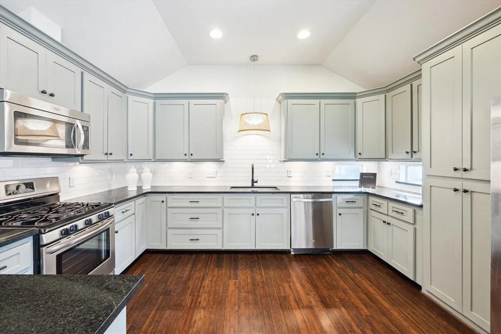 Photo of 1501 Ebony Lane