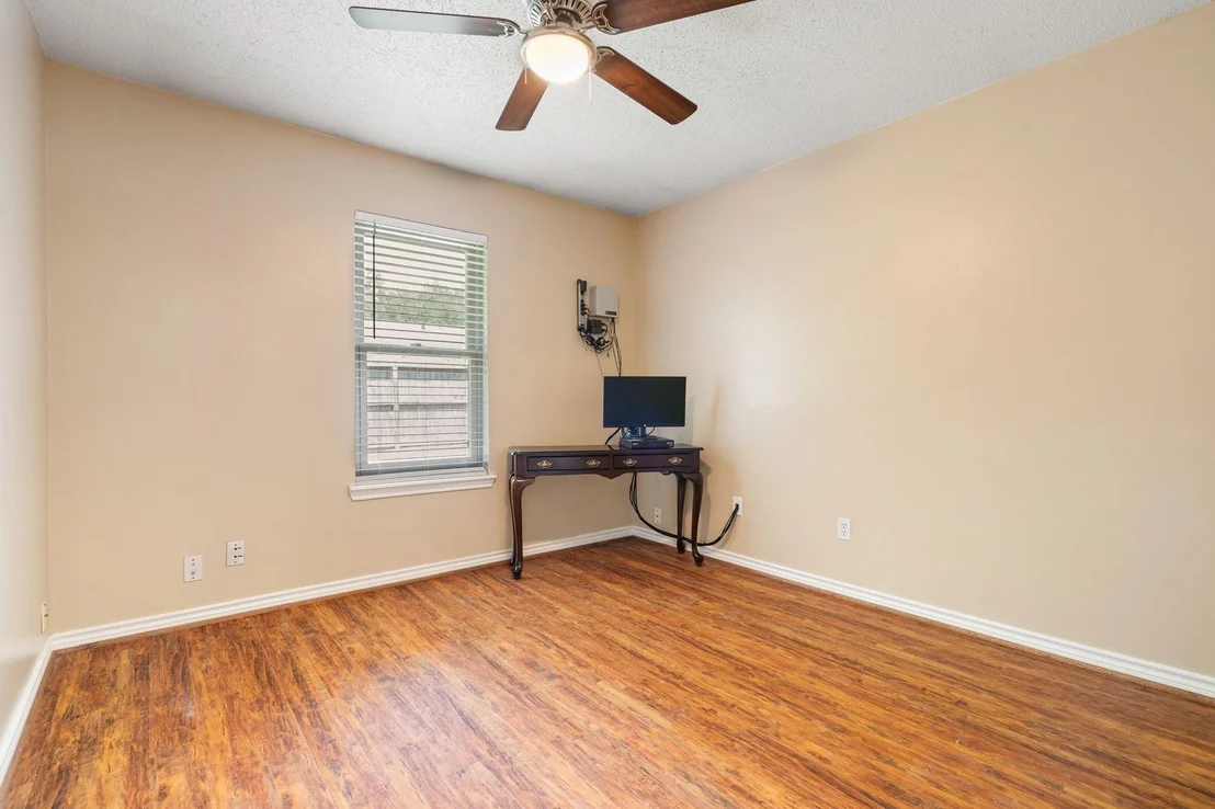 Photo of 3127 Windmill Street