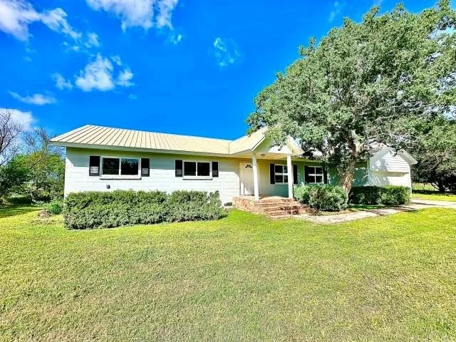 Photo of 380 King Drive