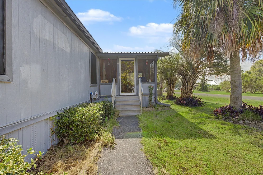 Photo of 149 E Austin Avenue