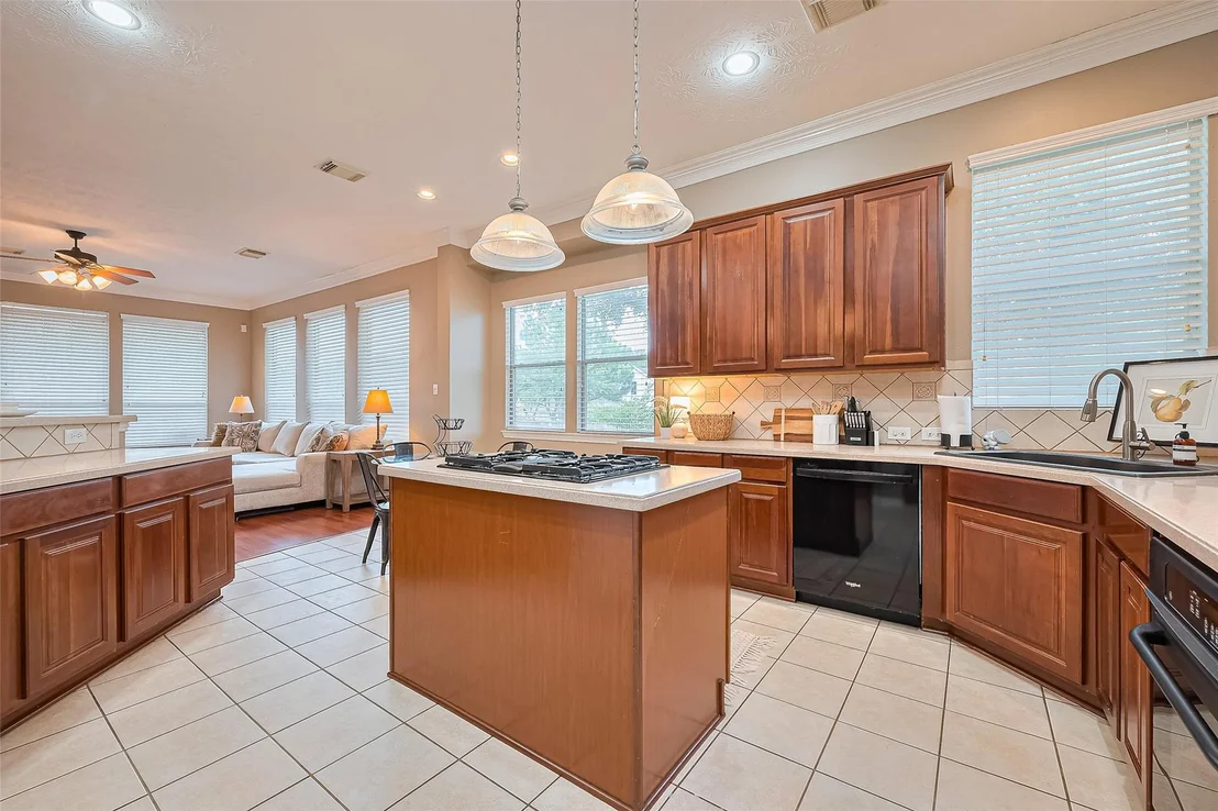 Photo of 2500 Amy Lee Drive