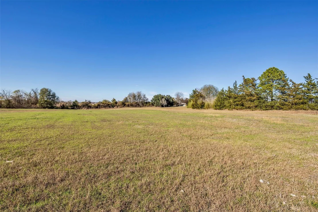 Photo of 1075 Harrisburg Road