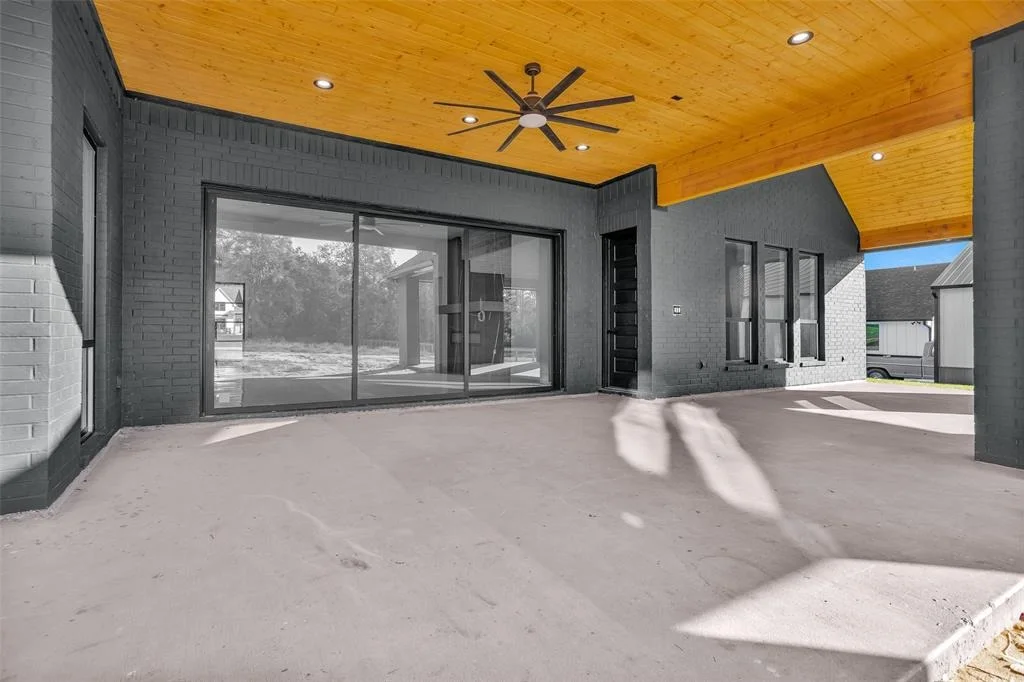 Photo of 80 Quiet Springs Trail
