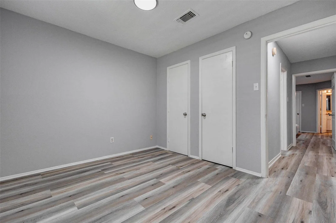 Photo of 7006 Pickett Drive