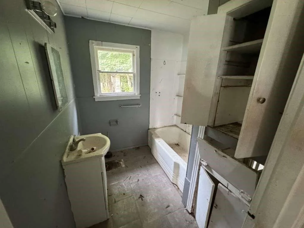 Photo of 410 Shady Lane