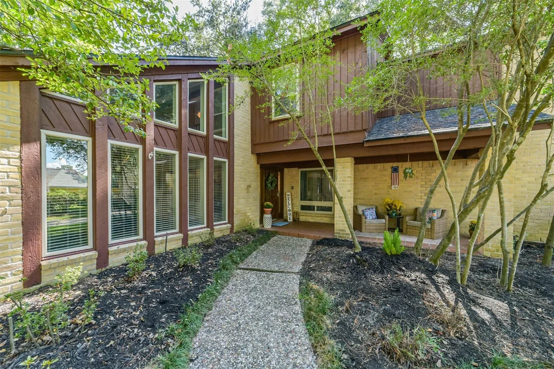 Photo of 7618 Hurst Forest Drive