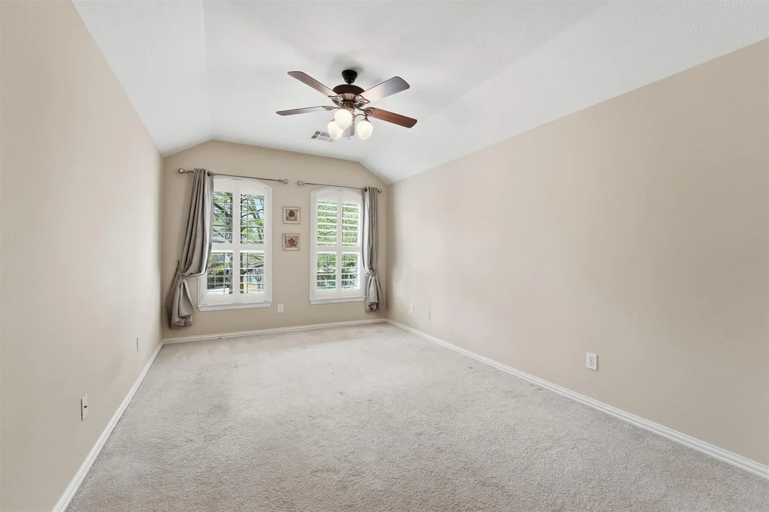 Photo of 16018 Lower Lake Drive