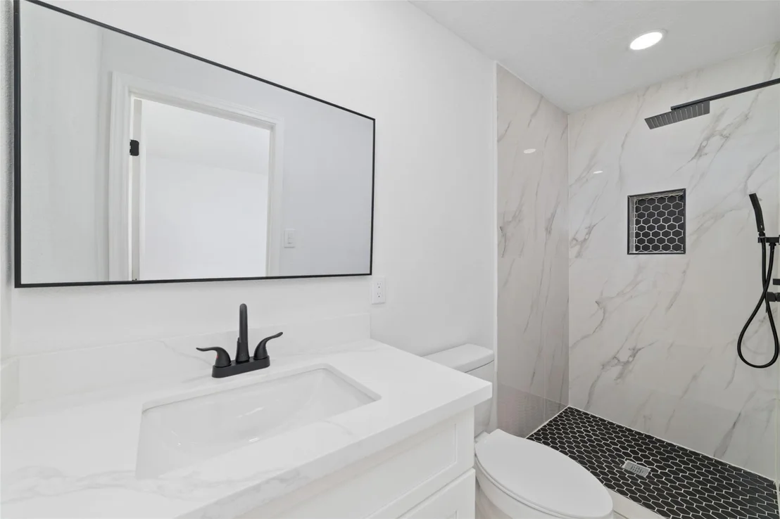 Photo of 11434 Sharpview Drive