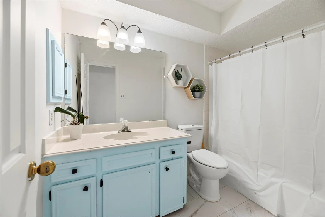 Photo of 1802 Quarterpath Drive