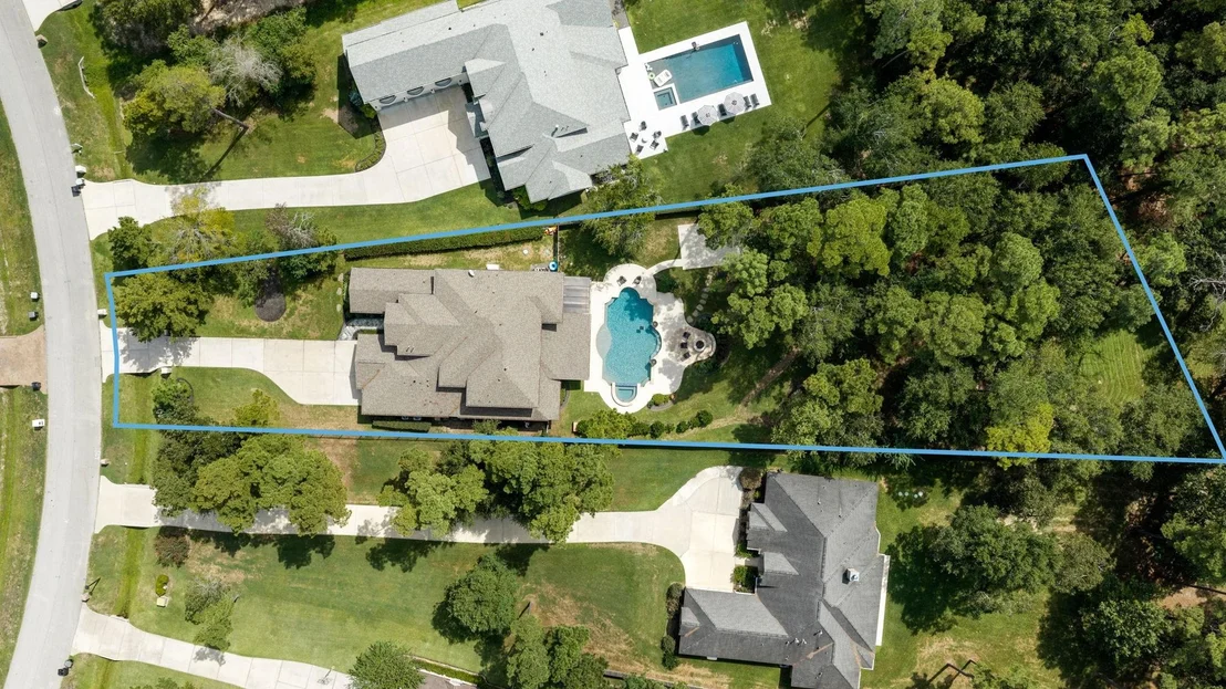 Photo of 27715 Ossineke Drive