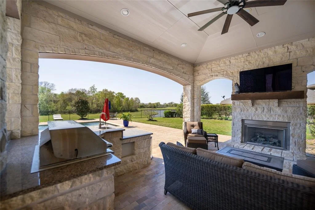Photo of 20719 Fairhaven Crossing Drive