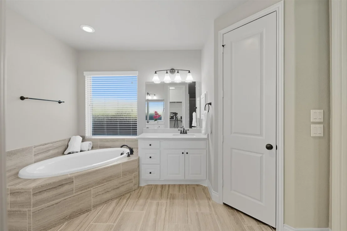 Photo of 4136 Sandalwood Lane