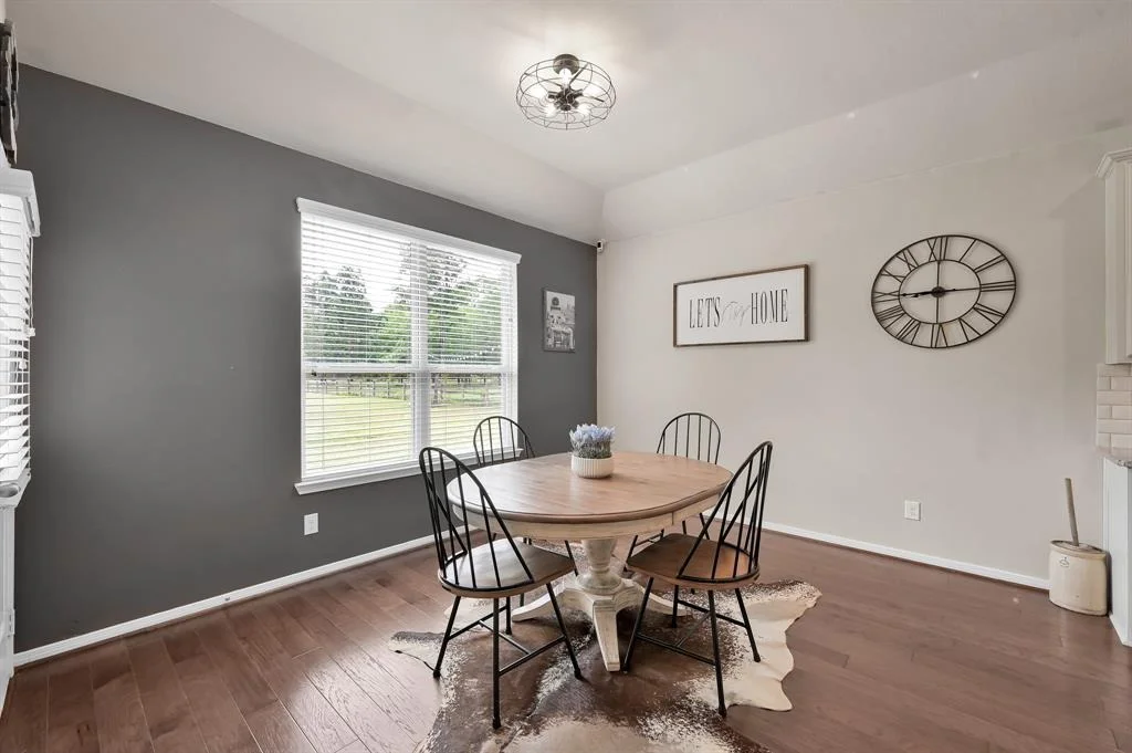 Photo of 9175 White Tail Drive