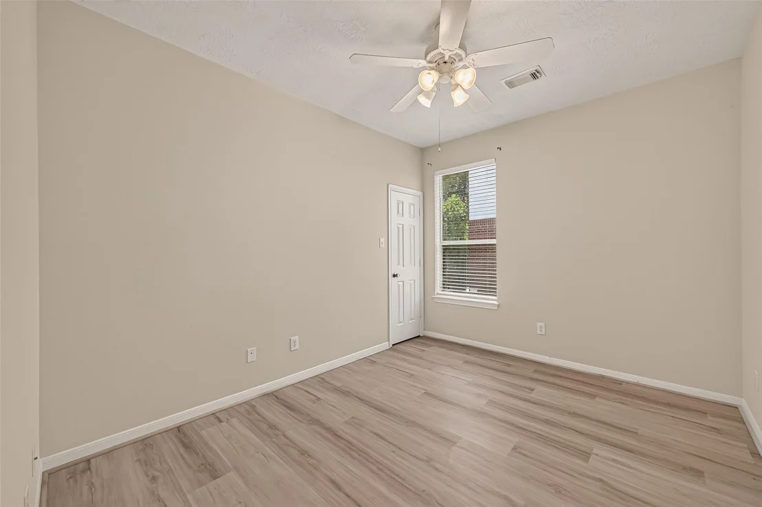 Photo of 14207 Rolling Hills Lane