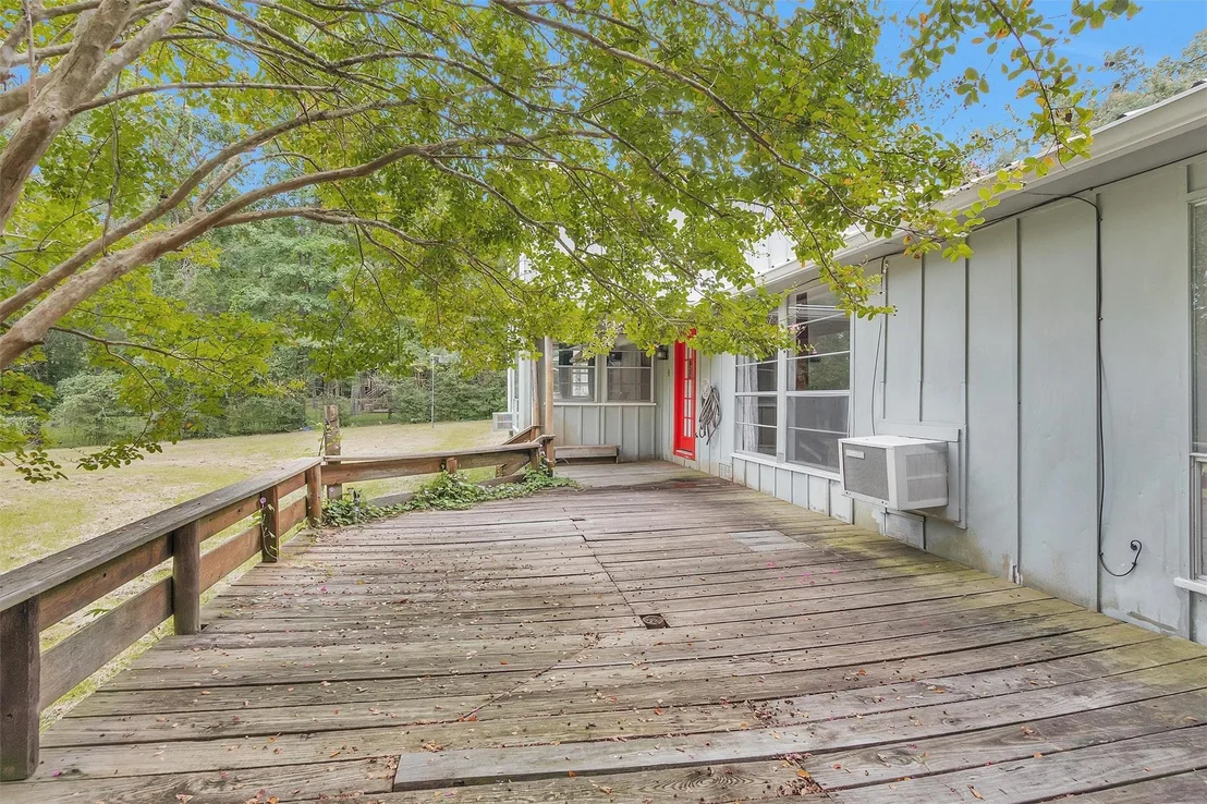 Photo of 328 Dogwood Forest Trail