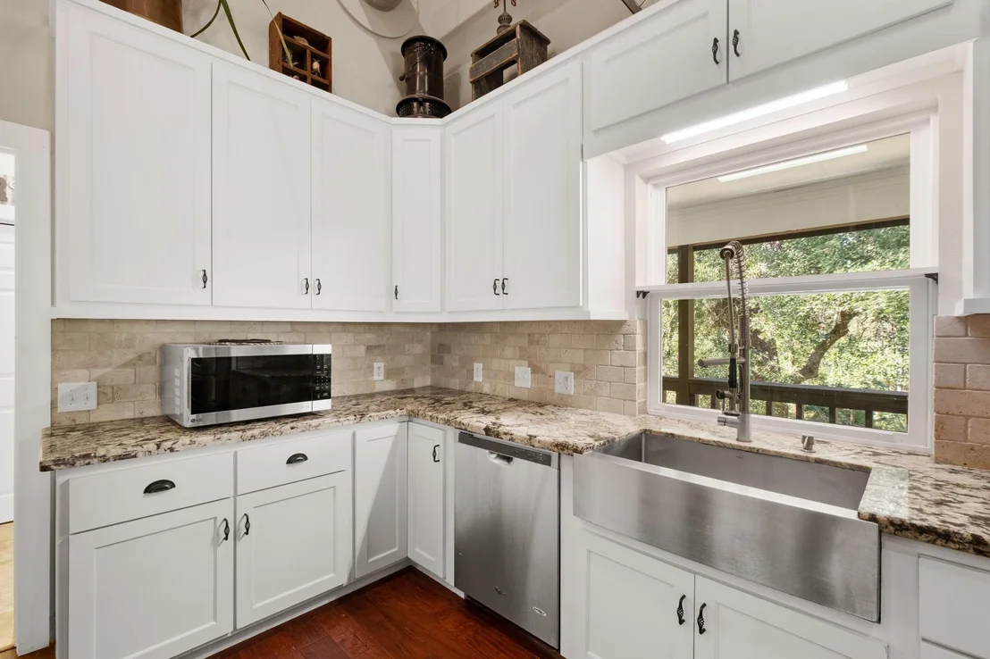 Photo of 7411 Creek Drive
