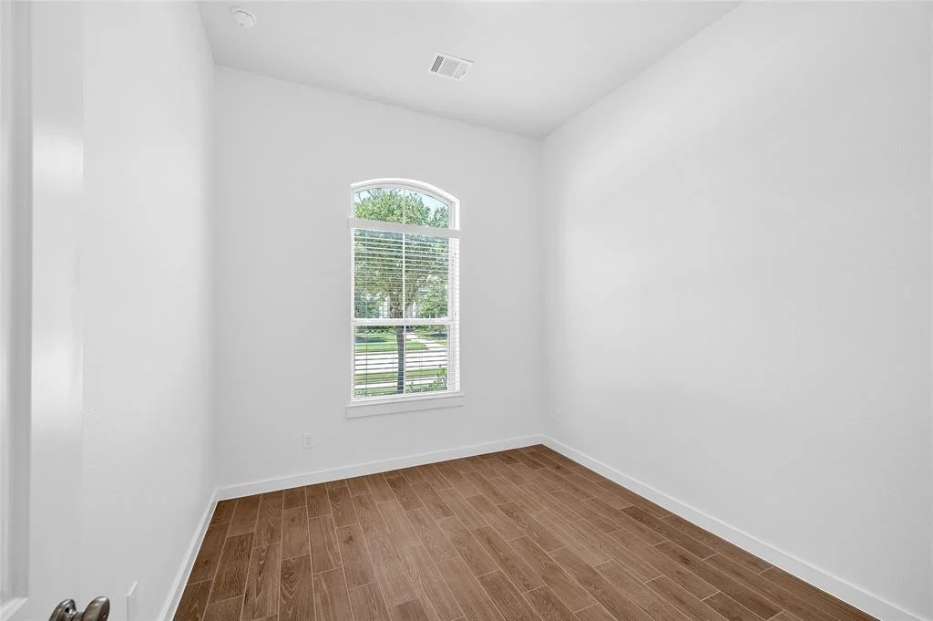 Photo of 30218 Indigo Falls Drive