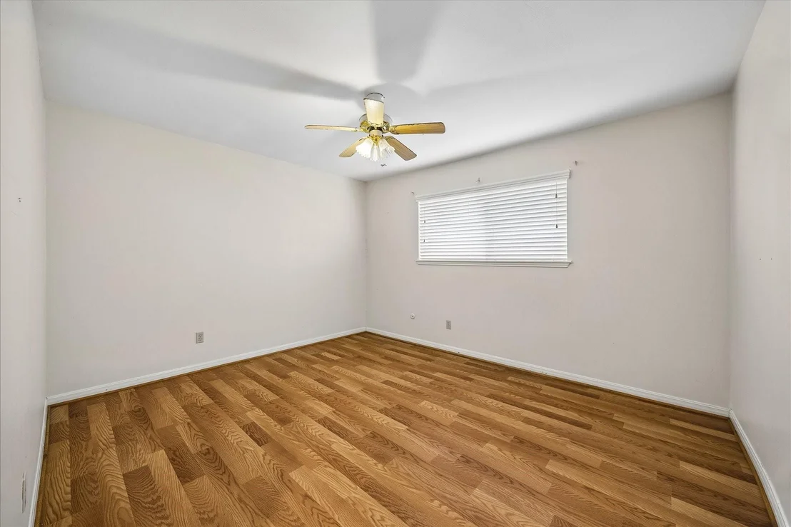 Photo of 17803 Loring Lane