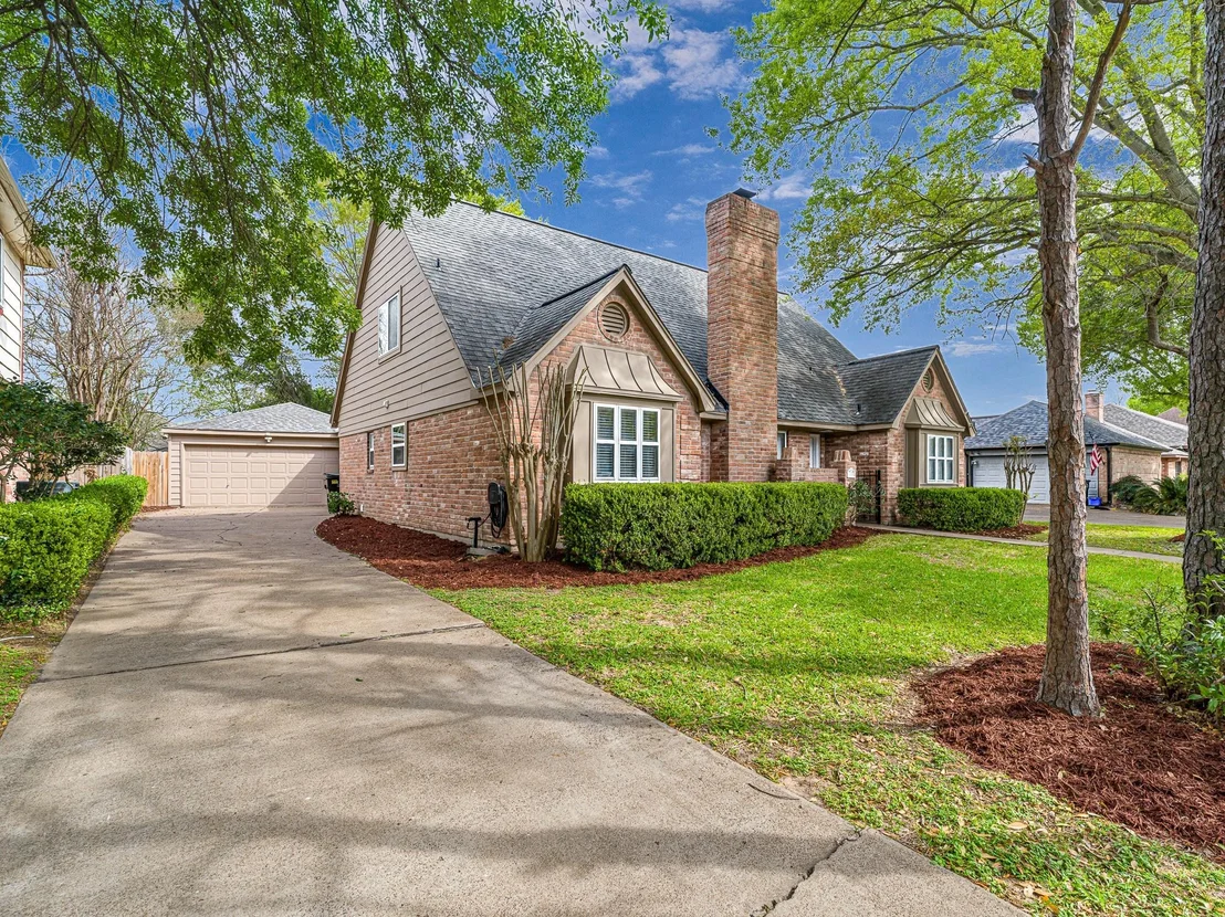 Photo of 15214 El Padre Drive