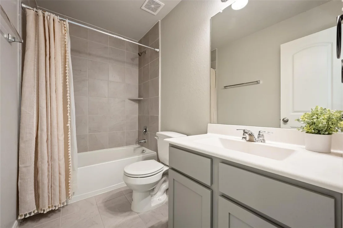 Photo of 119 Comal Drive