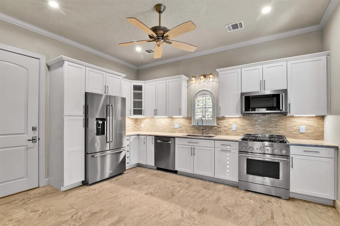 Photo of 6166 Canyon Ridge Lane
