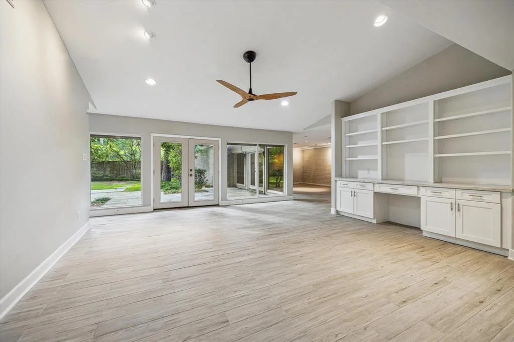 Photo of 323 Electra Drive