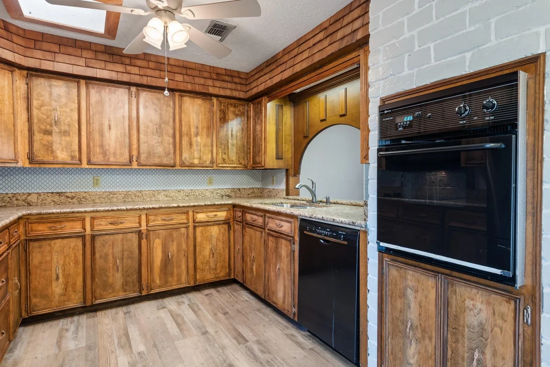 Photo of 3509 Oak Hill Drive