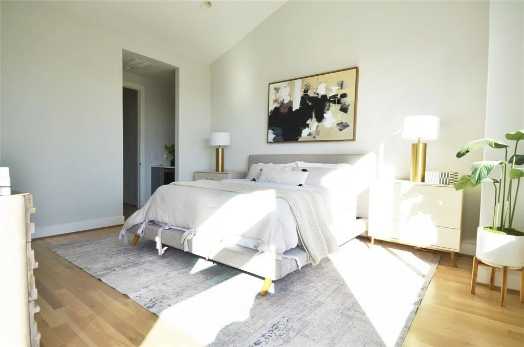 Photo of 2628 Greenbriar Drive