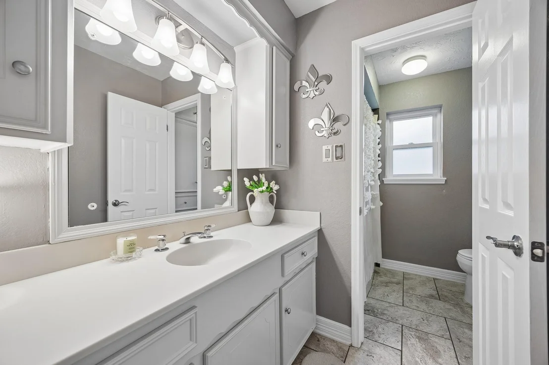 Photo of 10907 Overbrook Lane