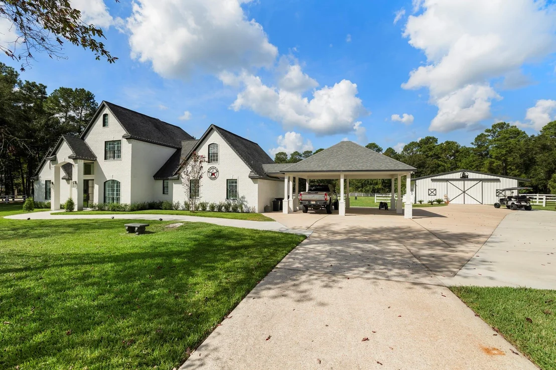 Photo of 31219 Edgewater Drive