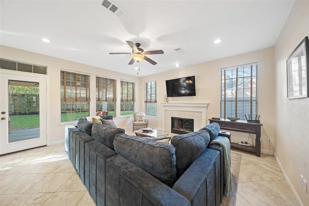 Photo of 23 W Stony End Place