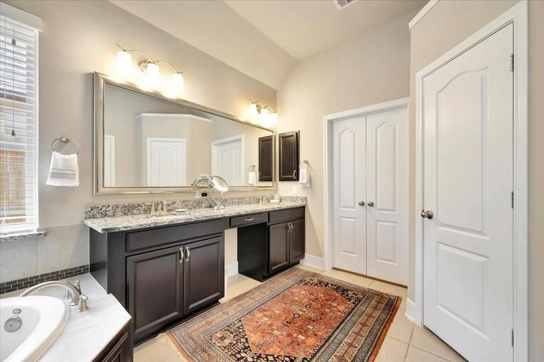 Photo of 640 Pertonila Lane