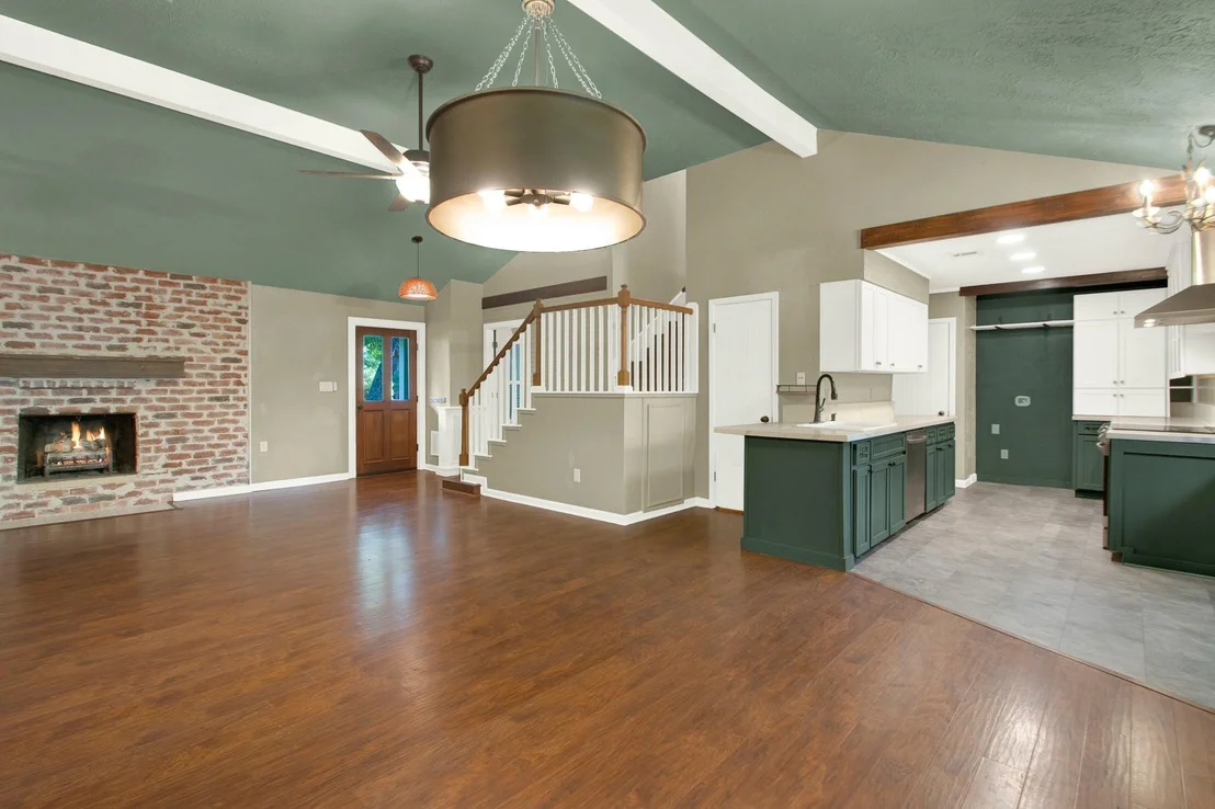 Photo of 15230 Stagecoach Road