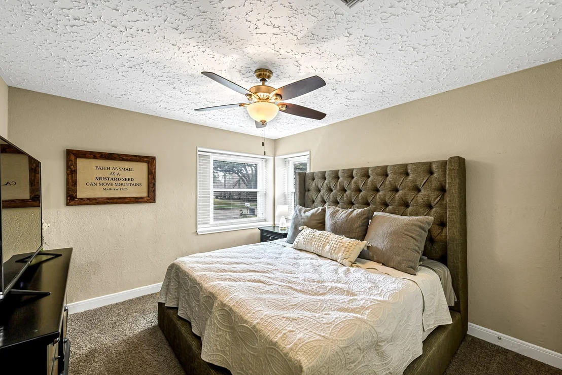Photo of 214 Buckeye Drive