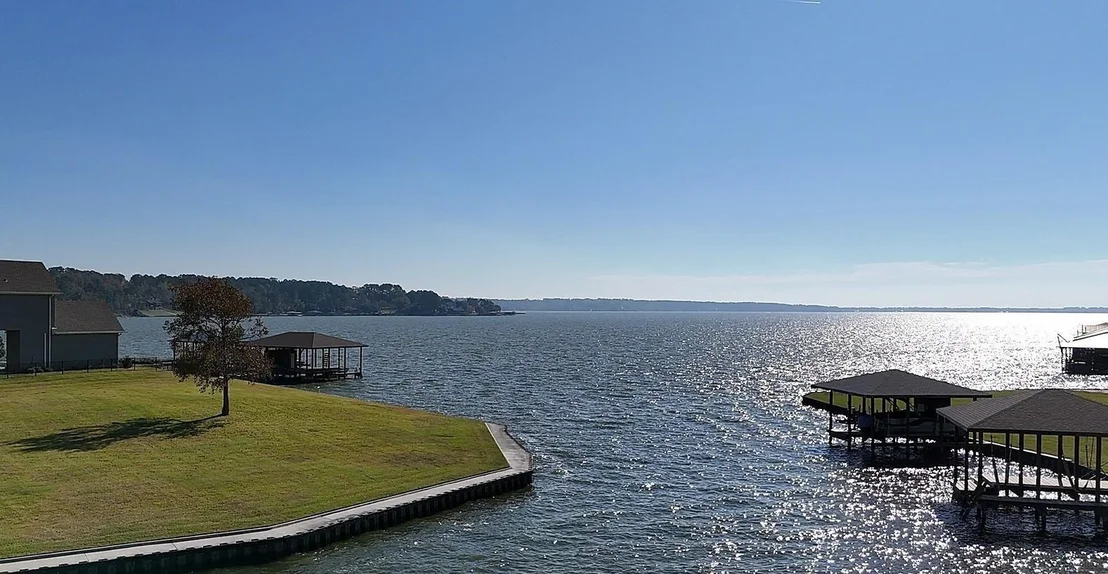 Photo of 225 Peninsula Drive