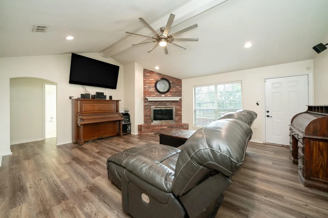 Photo of 1001 Jamerison