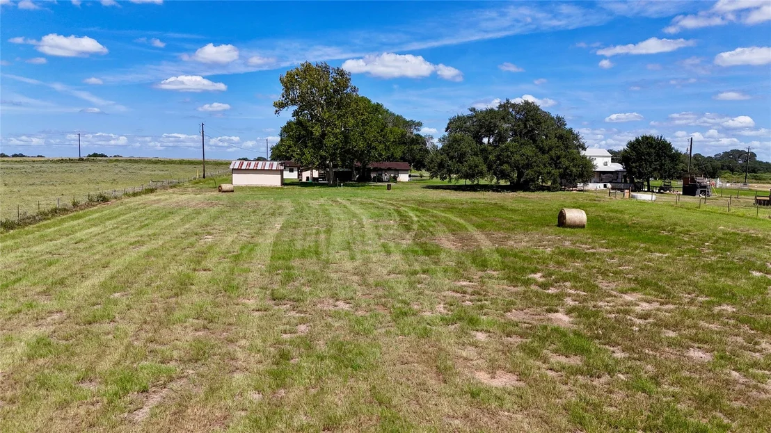 Photo of 2388 Us Highway 77 S