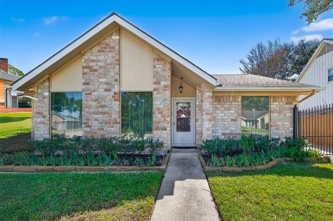 Photo of 21303 Park Brook Drive