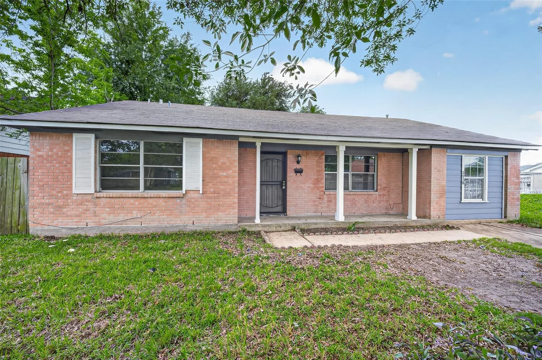 Photo of 3918 Tavenor Lane