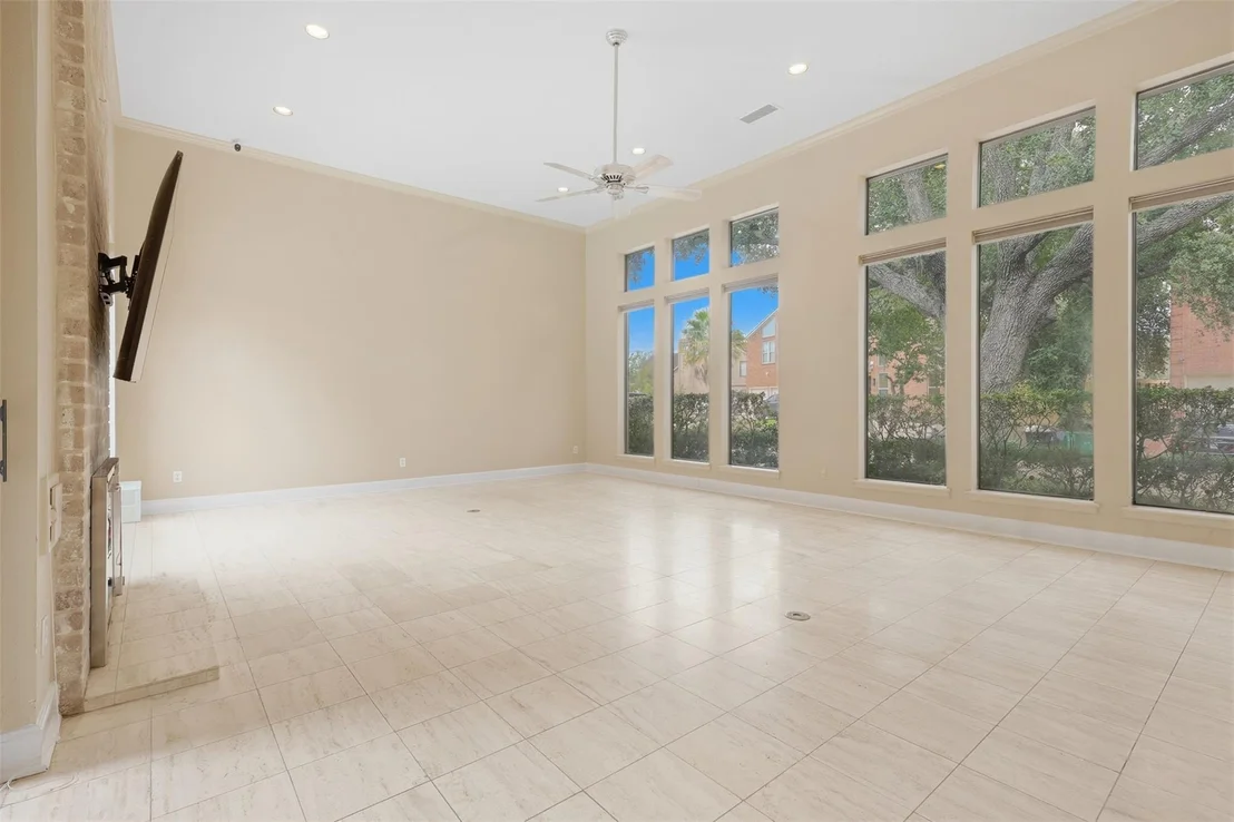 Photo of 12059 S Circle Drive