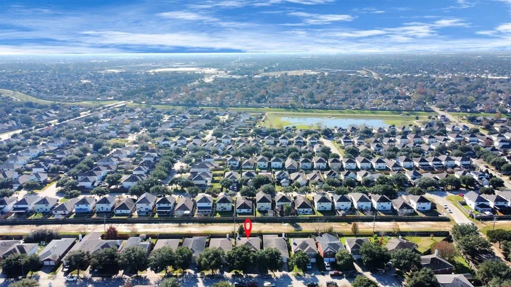 Photo of 19307 Colony Grove Lane