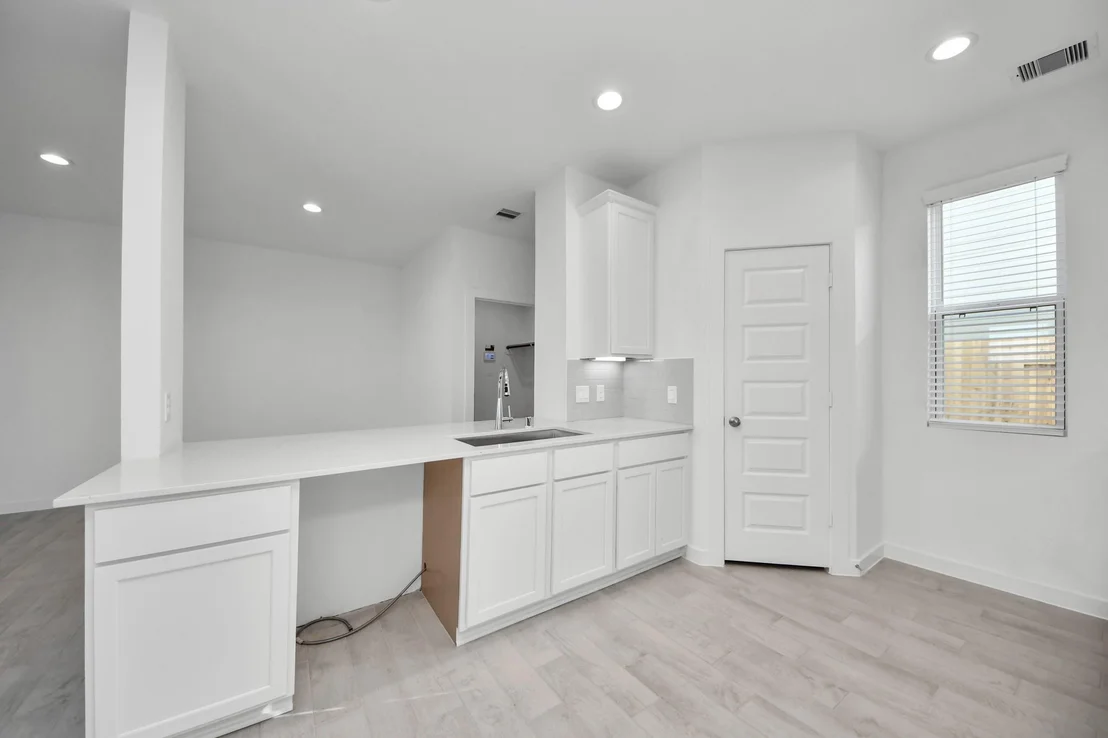 Photo of 5851 Madison Trail Drive